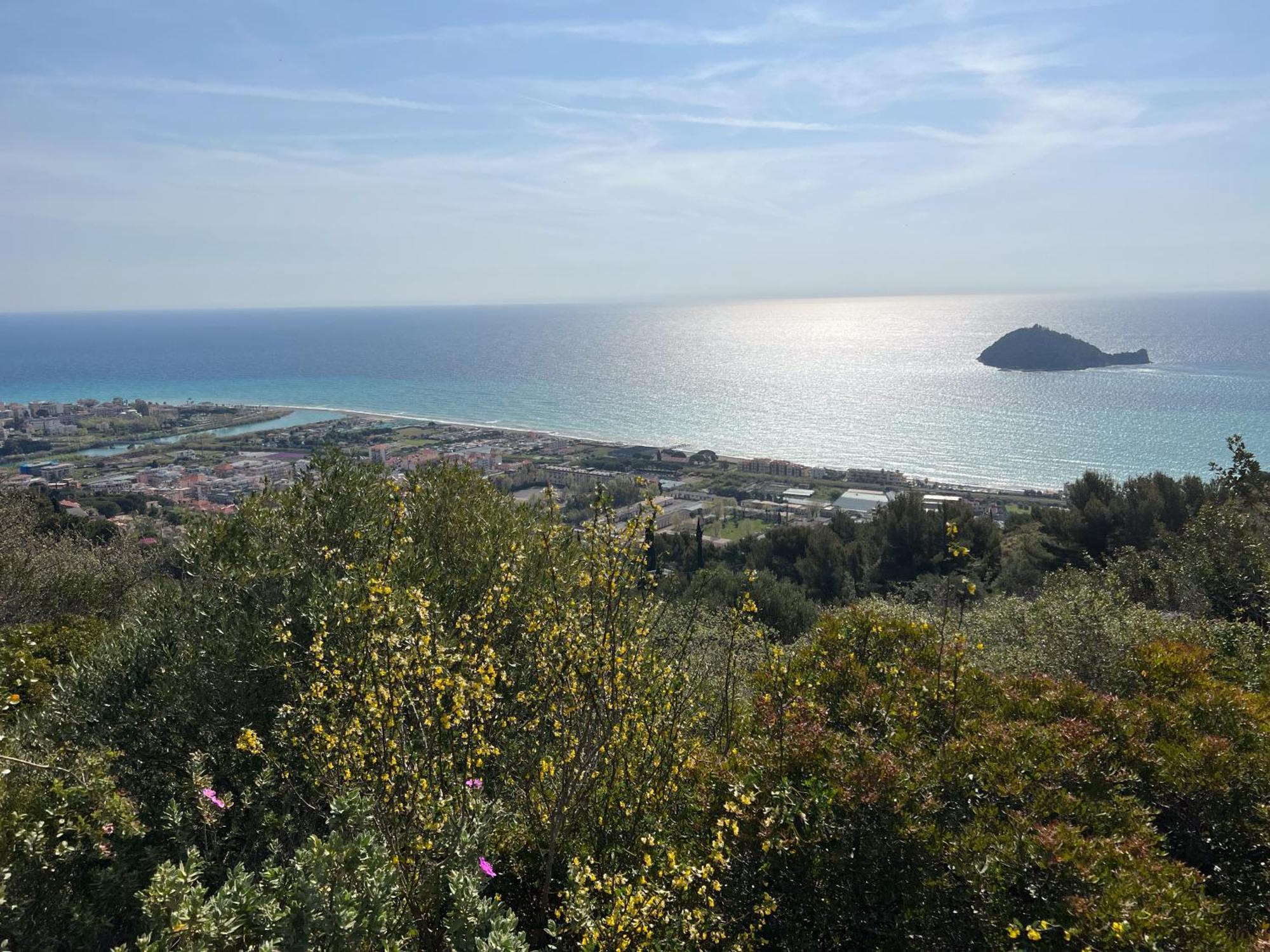 Nicoletta Rivieraholiday Albenga Kültér fotó